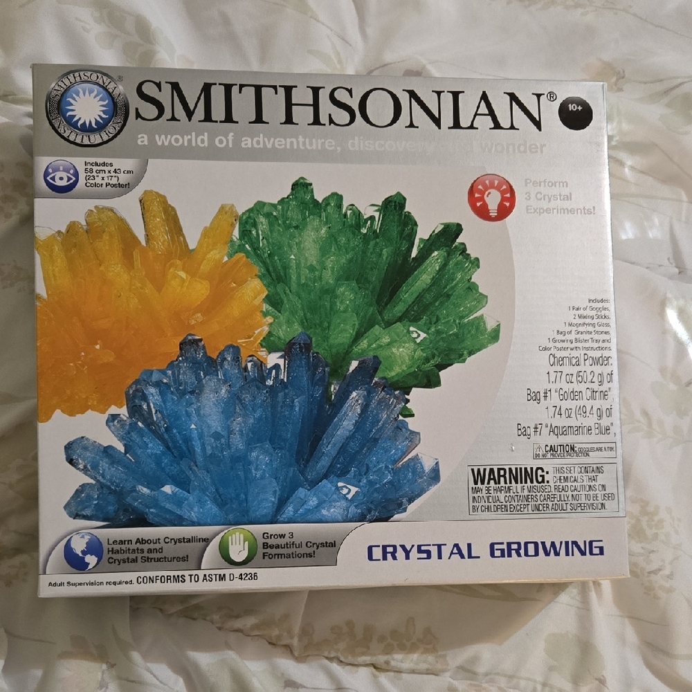 Smithsonian Crystal Growing Kit - Blue, Green, Yellow